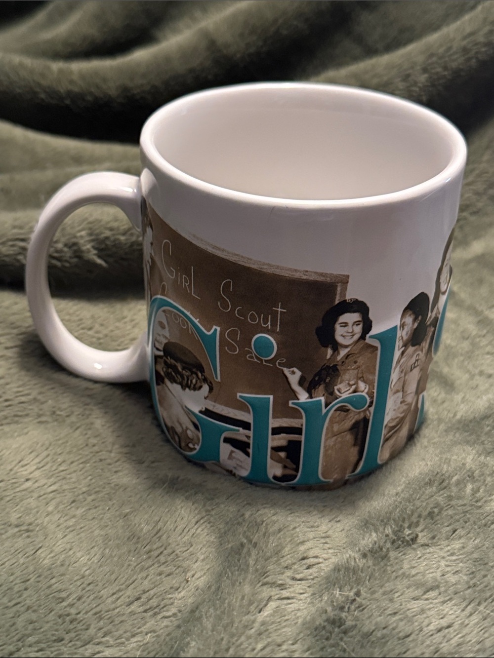 2007 Girl Scouts Of The USA Since 1912 Oversized Coffee/Tea Mug Americaware